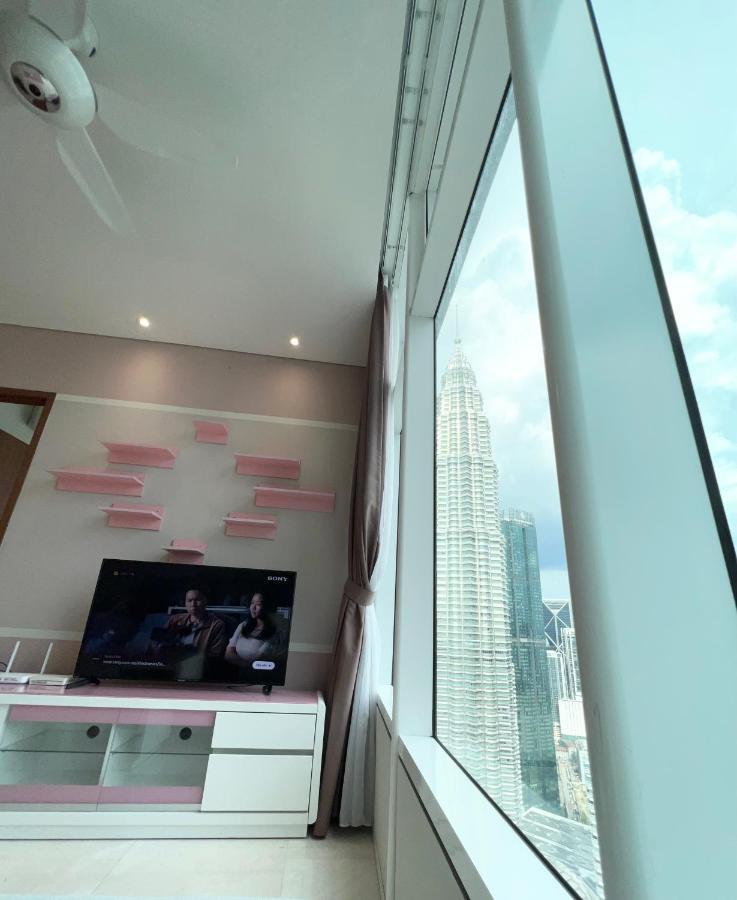 Sky Suites Klcc By Pnut Kuala Lumpur Buitenkant foto